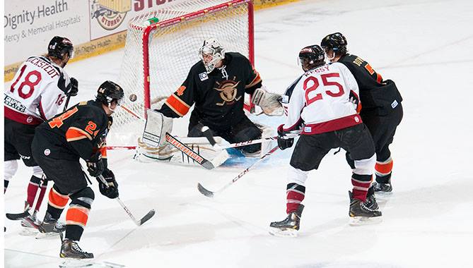 579311_595595973841308_1026381622_n