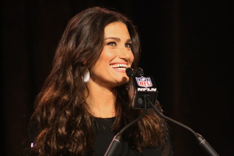 Idina Menzel at the Super Bowl Pre-Game Press Conference in Phoenix, AZ (photo by Shawn McCullough, Sports Radio Service)