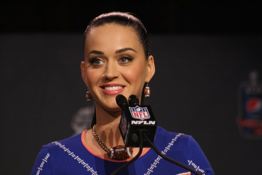Katy Perry at the Super Bowl Halftime Press Conference in Phoenix, AZ (photo by Shawn McCullough, Sports Radio Service)