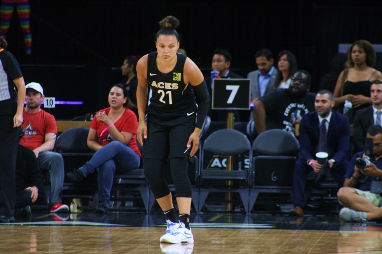 20180622 - Kayla McBride 01