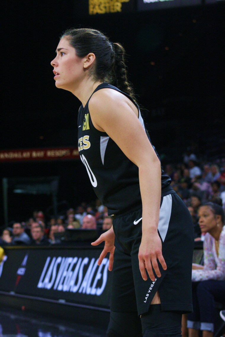 20180811 - Kelsey Plum 01