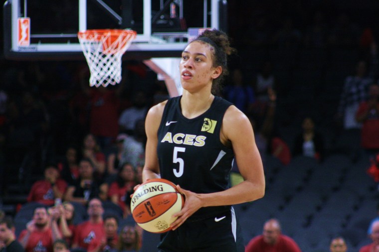 20180815 - Dearica Hamby 02