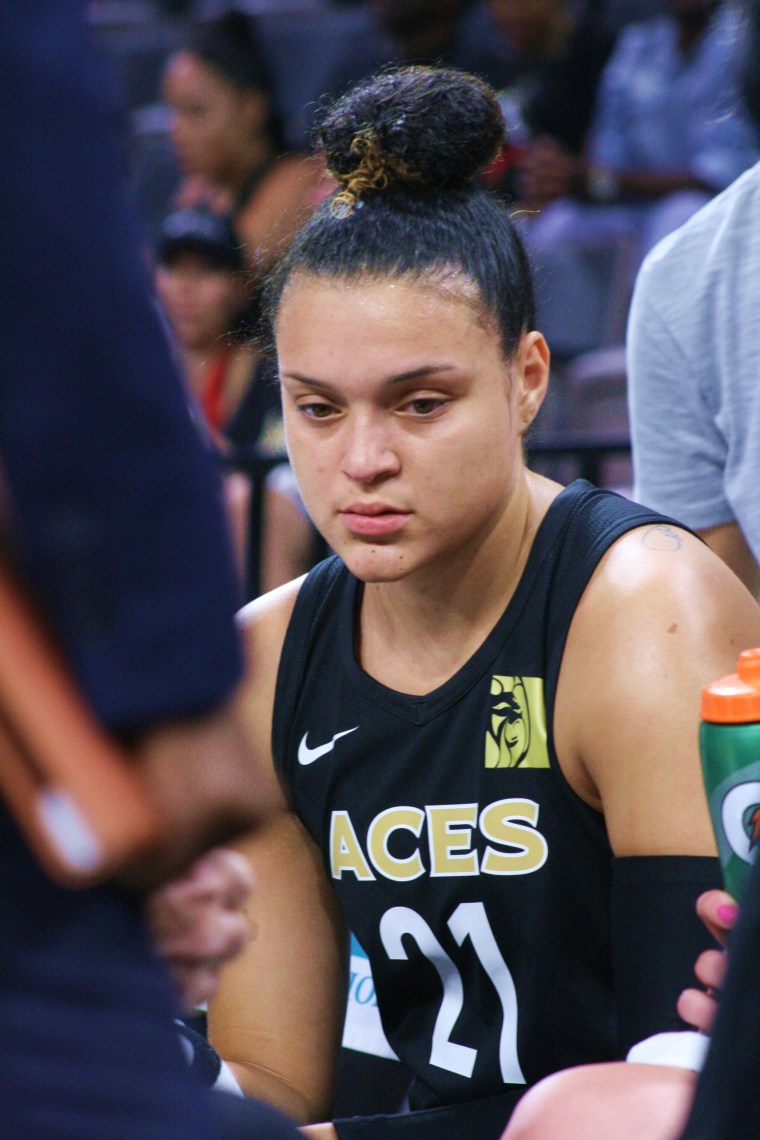 20180815 - Kayla McBride 01