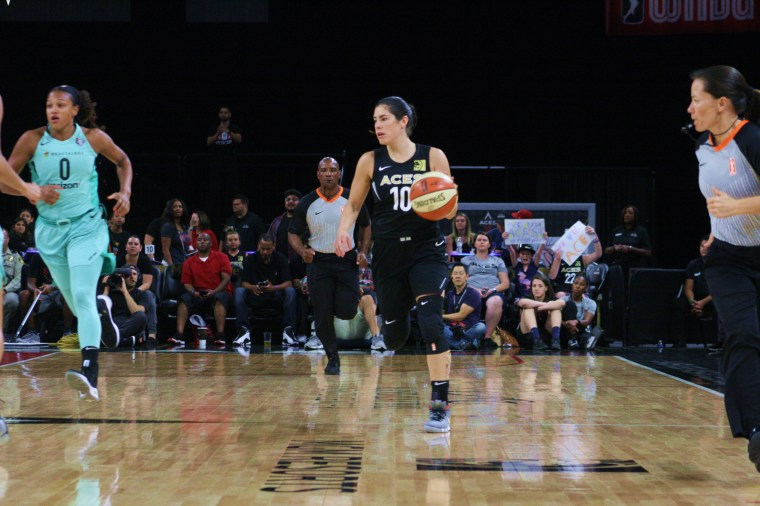 20180815 - Kelsey Plum 01