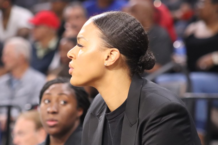 20190526 - Liz Cambage 01