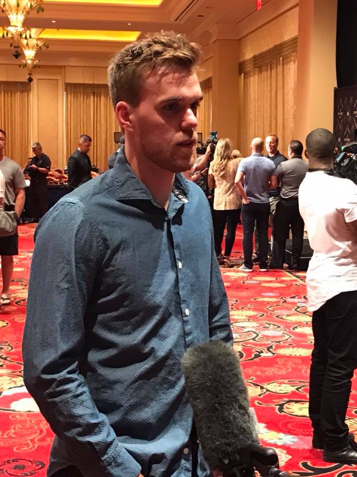 65000939_10162252099285122_1455897731846373376_n