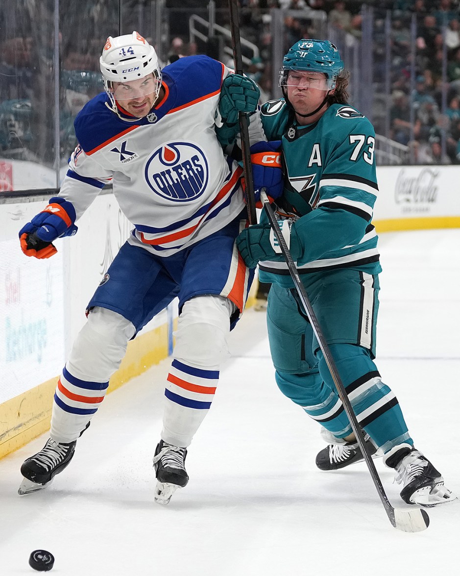 Sharks vs Oilers on April 16 2024